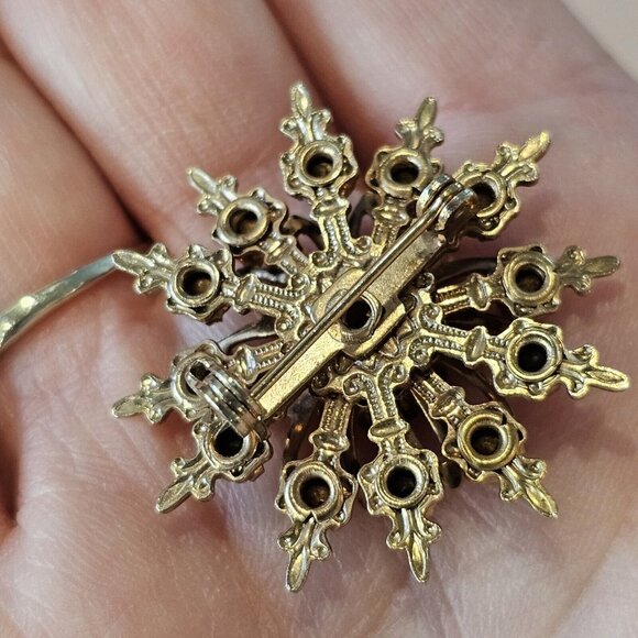 Vintage Gold Tone Pink Flower Snowflake Sun Brooch Pronged 3D Layered 1.25" - Picture 6 of 9